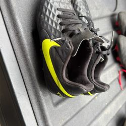 Kids Soccer Shoes