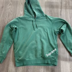 Supreme Hoodie