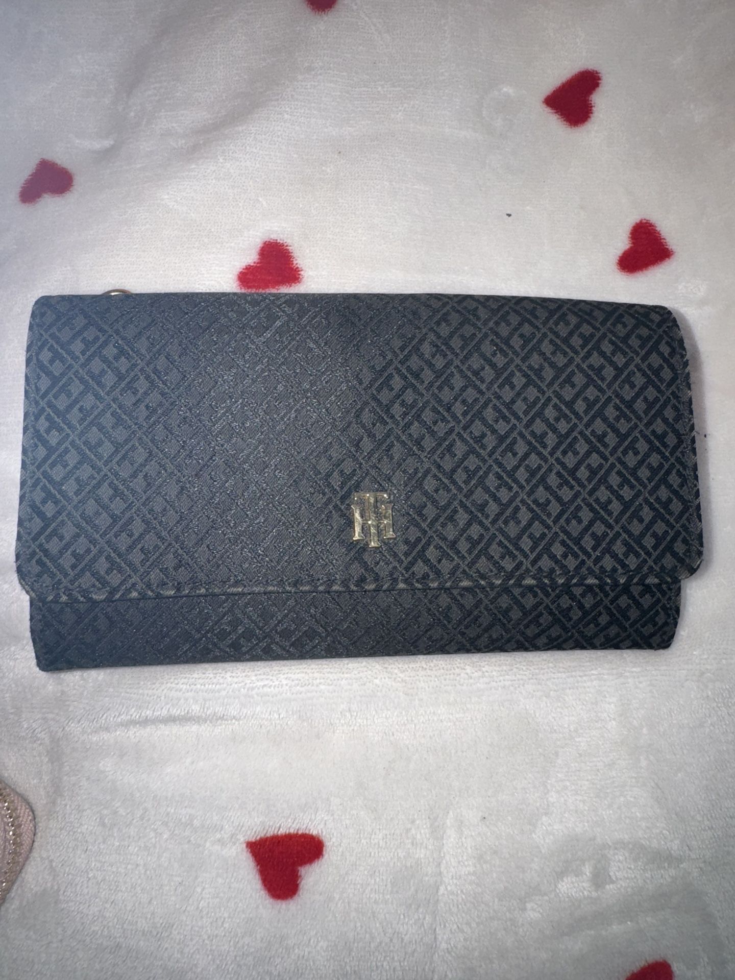 Tommy Hilfiger Black Clutch Wallet