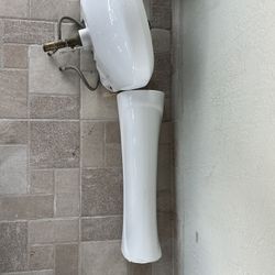 Bathroom Sink And Mirror