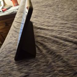 Samsung Galaxy 9 Tablet 