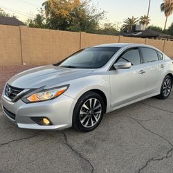 2017 Nissan Altima Sv