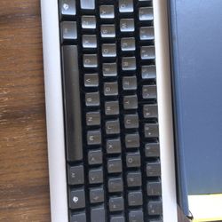  DUCKY MINI KEYBOARD- CHERRY REDS - LIKE NEW! - FLASH SALE!