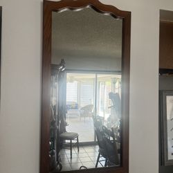 Mirror & Hutch Espejo