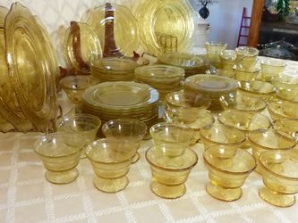Vintage Depression Glass Dinnerware Mint
