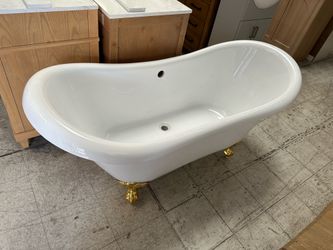 Bathtub freestanding