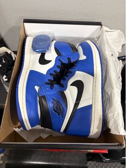Jordan retro 1s royal size 10 men