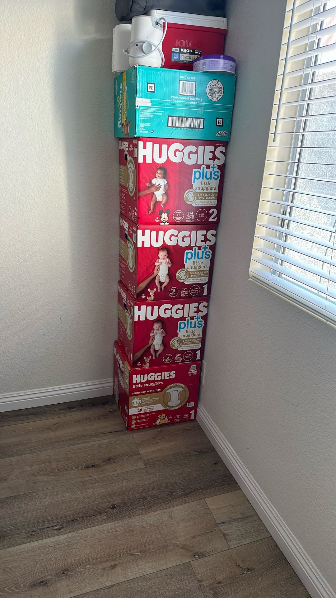 Huggies Pampers Diapers