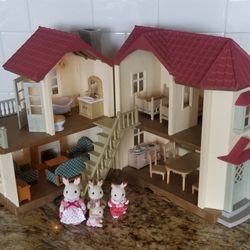 Calico Critter Country Dollhouse Fugures Furniture Lights $60