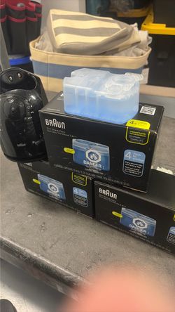 Braun electric shaver cleaner