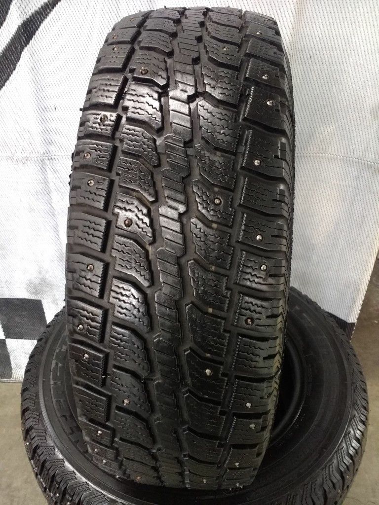 #289 Winter Cat SST Studded Snow Tires 235/65r17