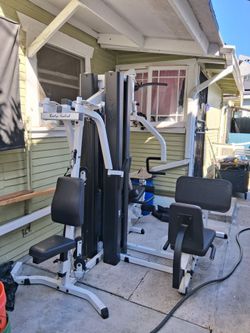 Body Solid EXM3000LPS Multi-Station Gym