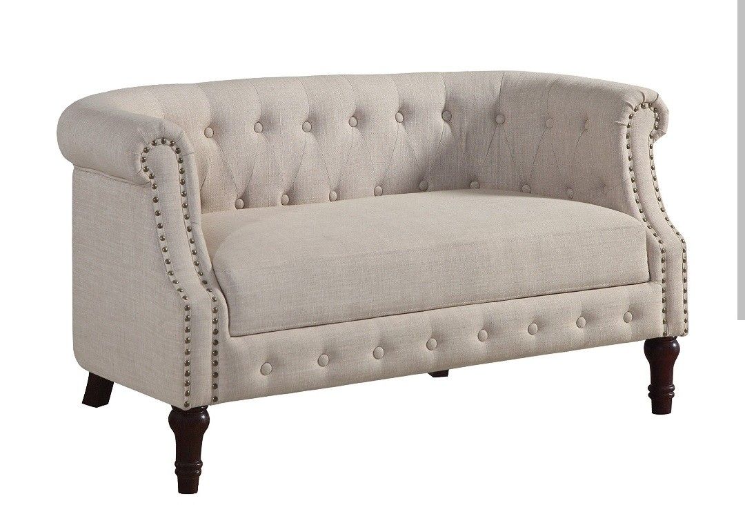 Rosevera Loveseat
