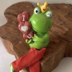 I Love You Frog Figurine With Dangling Legs Shelf Sitter Decoration Accent