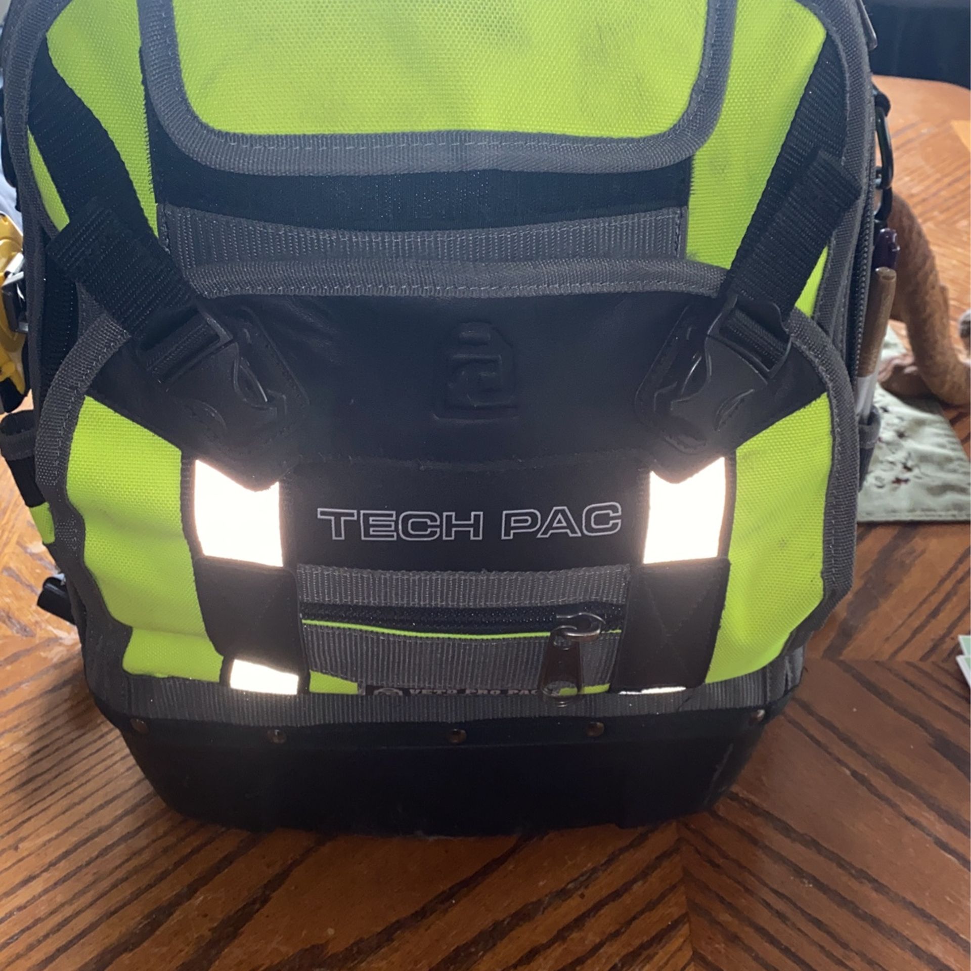 HI-VIZ Veto Pro Pac With Some Tools Included