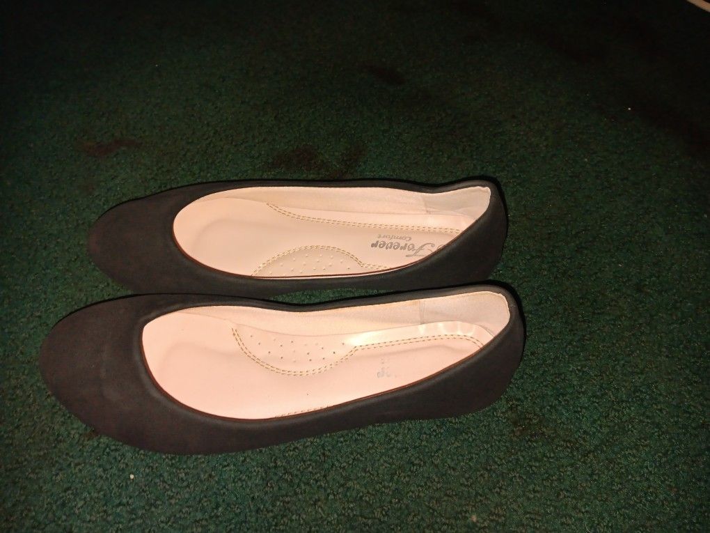 Forever Comfort Flat Shoes
