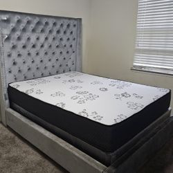 NEW QUEEN MATTRESS WITH BOX SPRING ♨️ Bed frame is not available