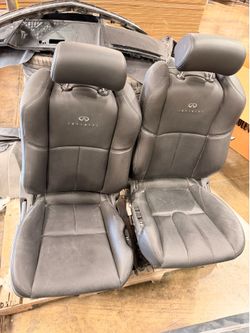 G35 seats