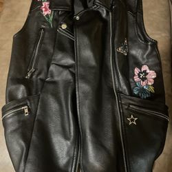 Black Women’s Sleeveless Black Leather Jacket Sacks 5th Avenue 