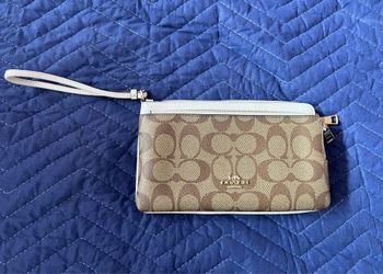 Coach Double Zip Wallet Wristlet
