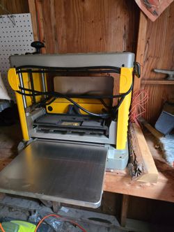 Planer and other items for sale