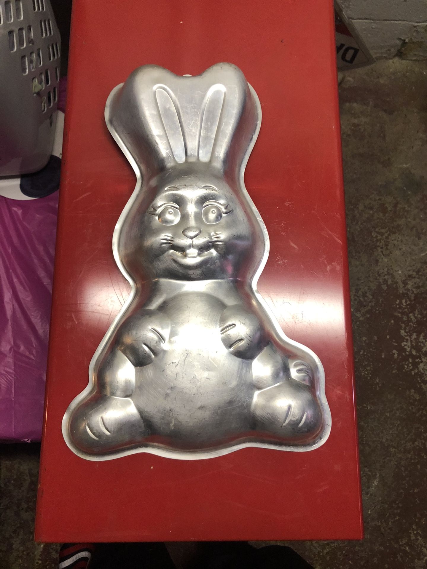 Bunny rabbit cake pan