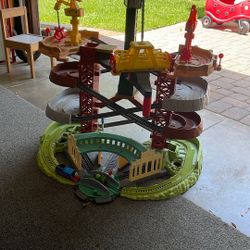 Thomas & Friends Trains & Cranes Super Tower