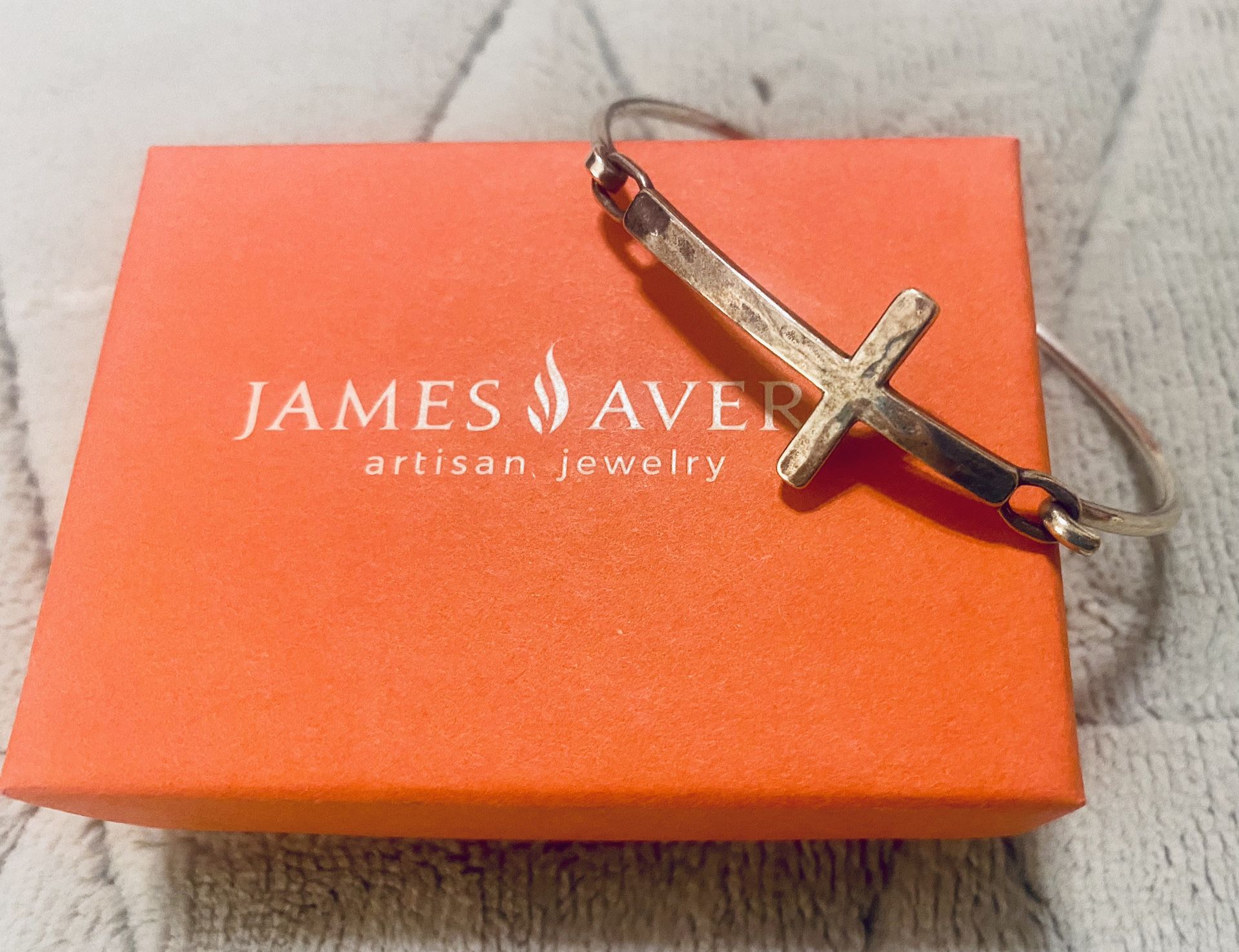 James Avery Horizon Cross Bracelet Size L for Sale in Marion TX OfferUp