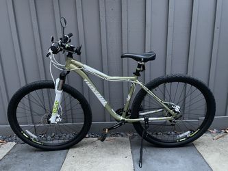 Novara clearance madrona 27.5