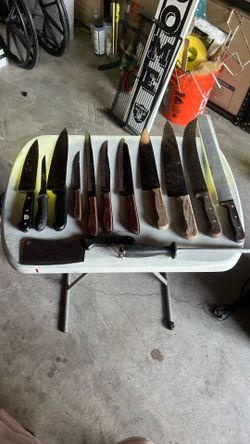 Assorted Chief Knifes