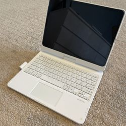 CHESONA Touchpad Keyboard for iPad Pro 11 Inch 2021/Air 4 (10.9-inch), 7 Color Backlit 360° Rotatable, Slim Cover withPencil Holder, Keyboard Case for