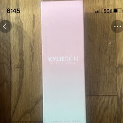 Kylieskin