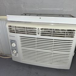 Frigidaire House Air Conditioner 