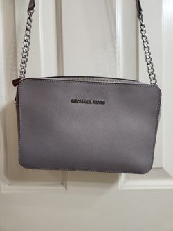 Michael KORS CROSSBODY grey/silver $40