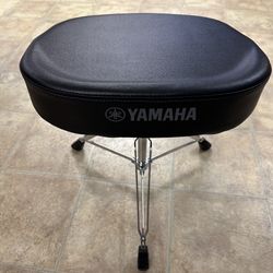 Yamaha Drum Throne, Extra Wide And Comfy! 