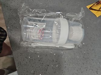 New 2 layer food vessel for salad, cereal, etc