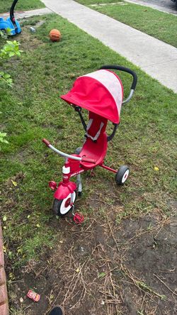 Radio Flyer Kids Tricycle with Canopy