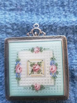 1920's Rare vintage compact with rouge, and a mirror