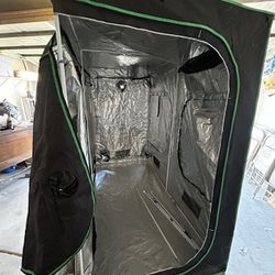 Tent To Grow Excellent Condition