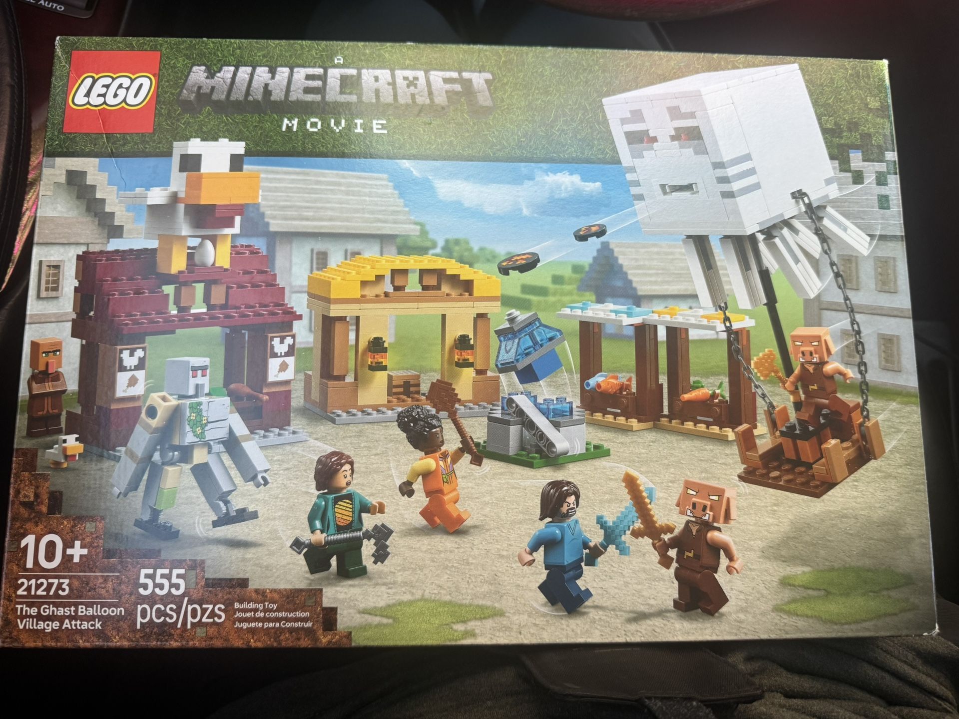 Authentic Brand New Lego Minecraft 21273 Set