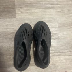 Adidas Foam runners Adidas