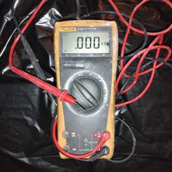 Fluke 21 Series III  Digital Multimeter 