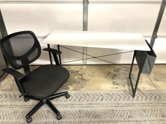 WHITE DESK/TABLE & CHAIR