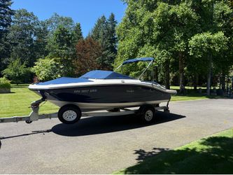 2018 Sea Ray SPX 190 - only 80hrs!
