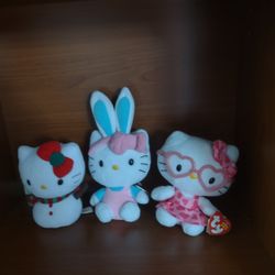 3 Hello Kitty Toys
