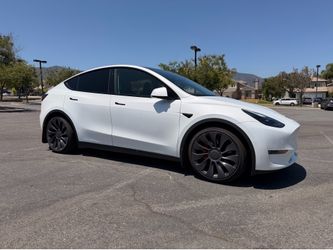 2022 Tesla Model Y Performance - Single Owner Clean Title