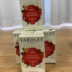 Yardly London Frosted Cranberry Soap