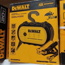 Dewalt New  Battery Charger And Maintainer 