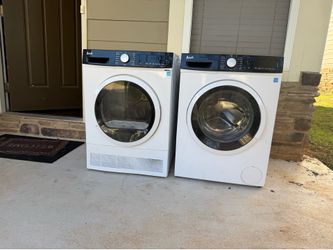 Avanti Front Load Washer, and Dryer