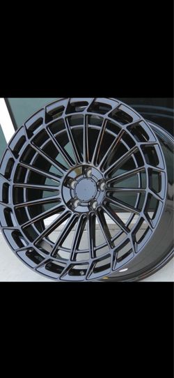 Mercedes 22” new Maybach style rims new tires set